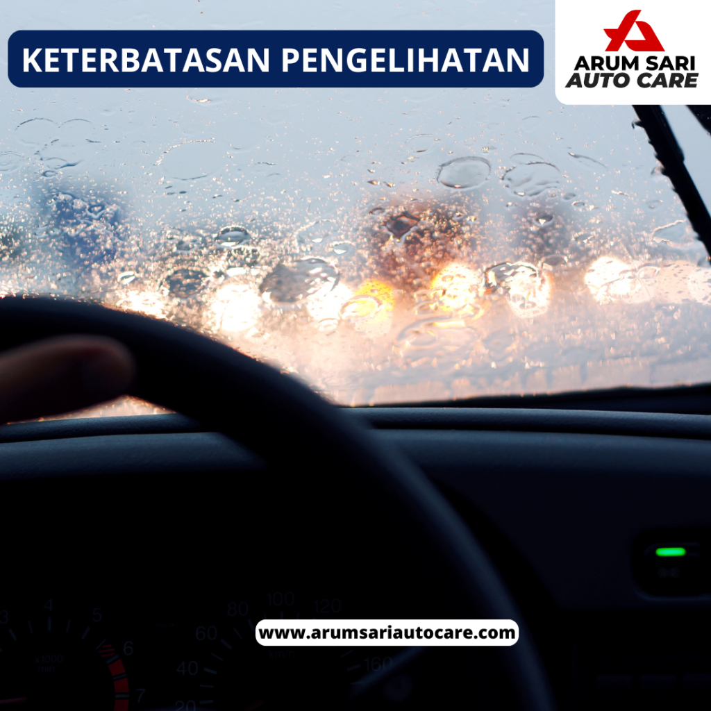 Tips Berkendara Aman Saat Hujan